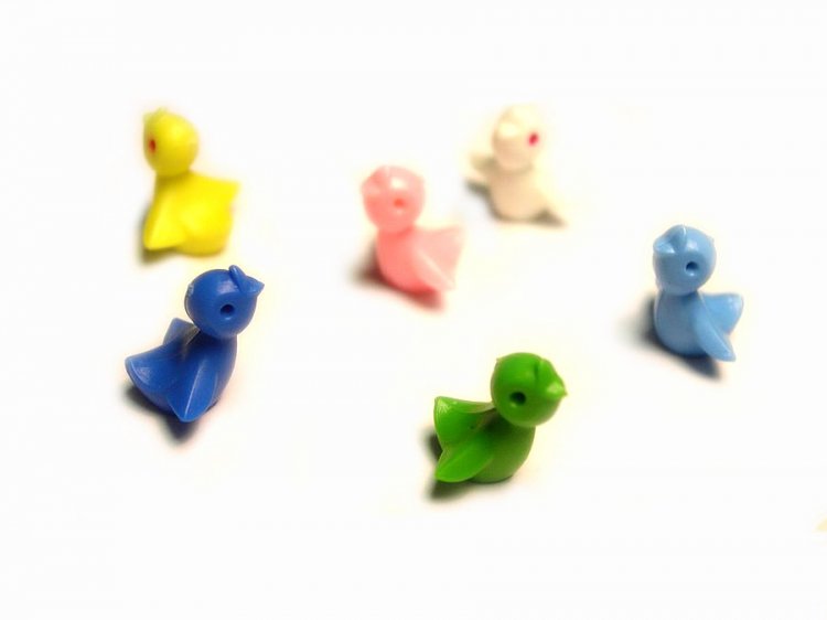 Teeny Tiny Vintage Plastic Chicks (3) - Click Image to Close