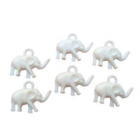 White Elephant Vintage Plastic Charms (6) - $3.00 : Tiny Things are Cute
