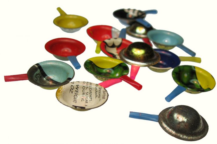 Recycled Tin, Sauce Pan Vintage Miniature (1) - Click Image to Close