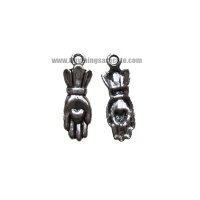 Heart in Hand Silvertone Charms (6)