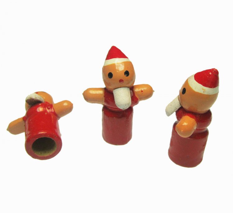 Wooden Hand Painted Vintage Santas (3) - Click Image to Close