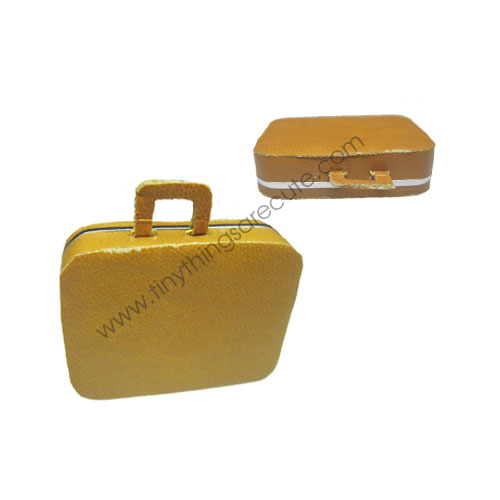 Tan Suitcase Vintage Doll Miniature (1) - Click Image to Close