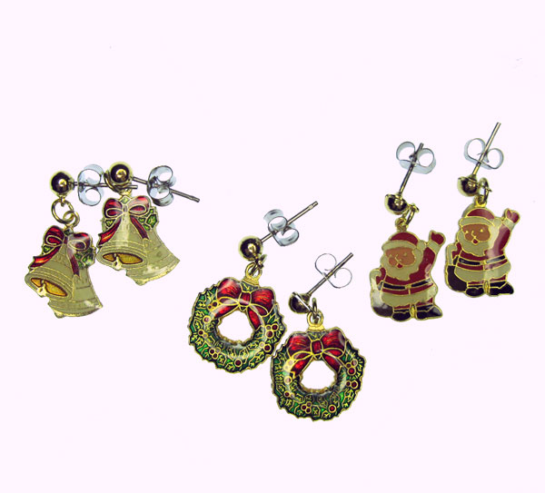 Holiday Vintage Enamel Earrings : Wreath, Santa, or Snowman! - Click Image to Close