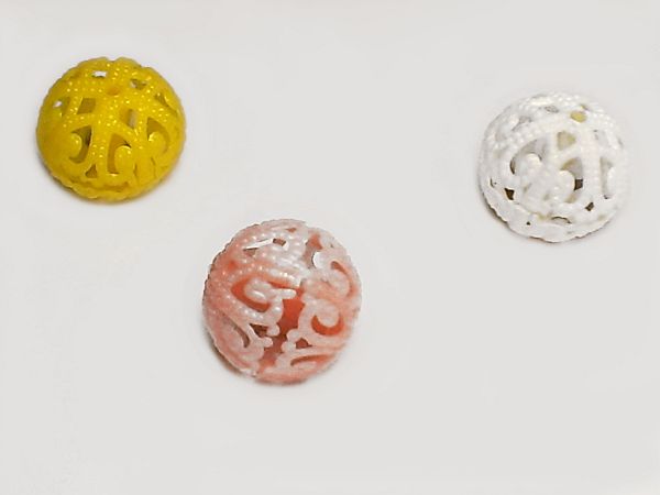 WHITE Filigree Plastic Beads (20) - Click Image to Close