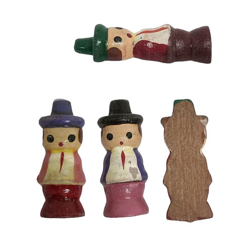 Hand Painted People Wearing a Hat Vintage Wooden Mini Flat Backs(3) - Click Image to Close