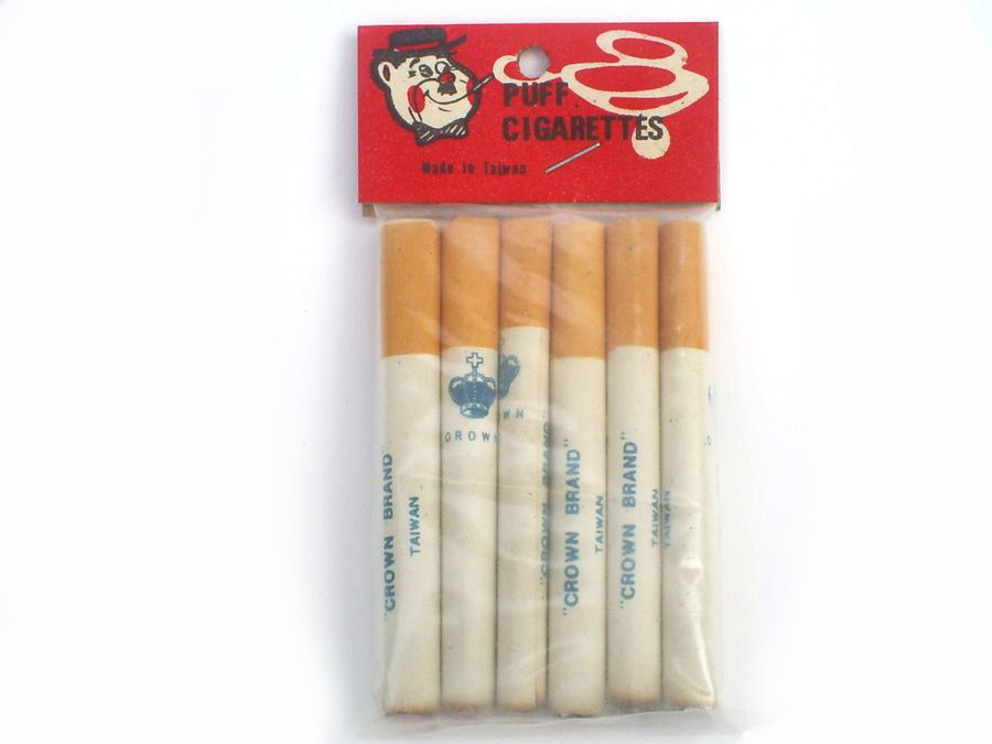 Pack of Vintage Puff Novelty Cigarettes - Click Image to Close